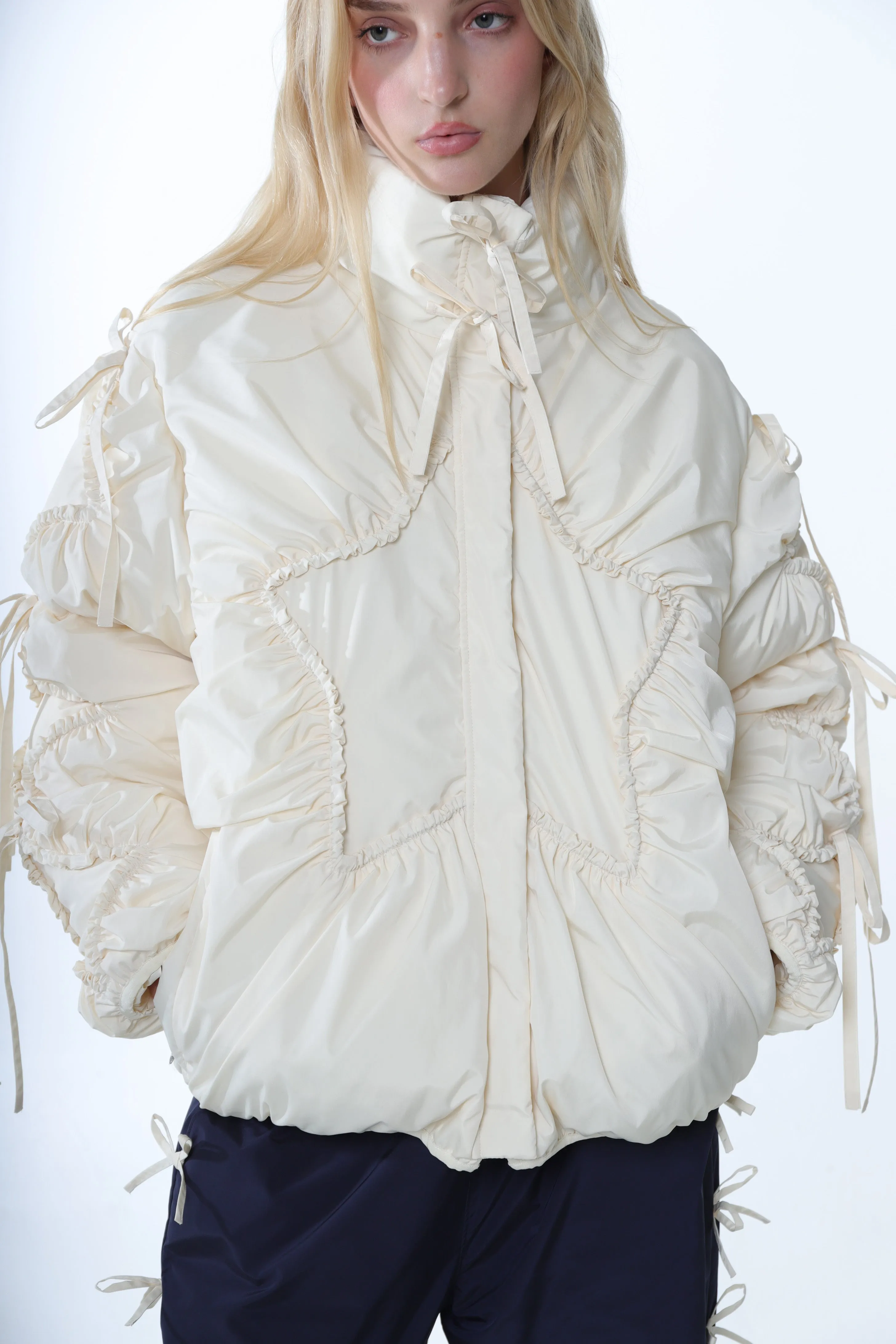 ETOILE PUFFER IN IVORY