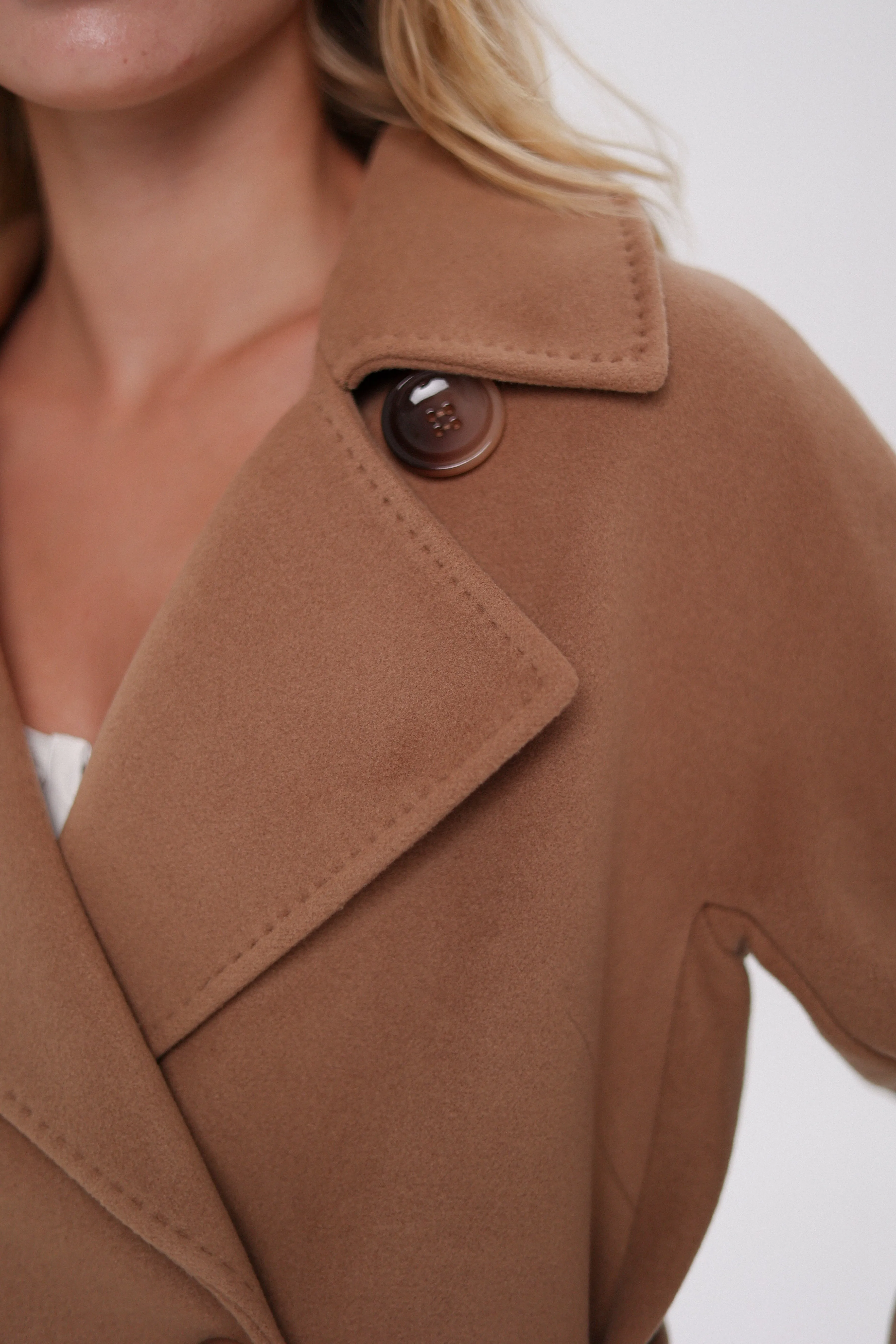 Jackie Tailored Cashmere Wool Coat in Camel