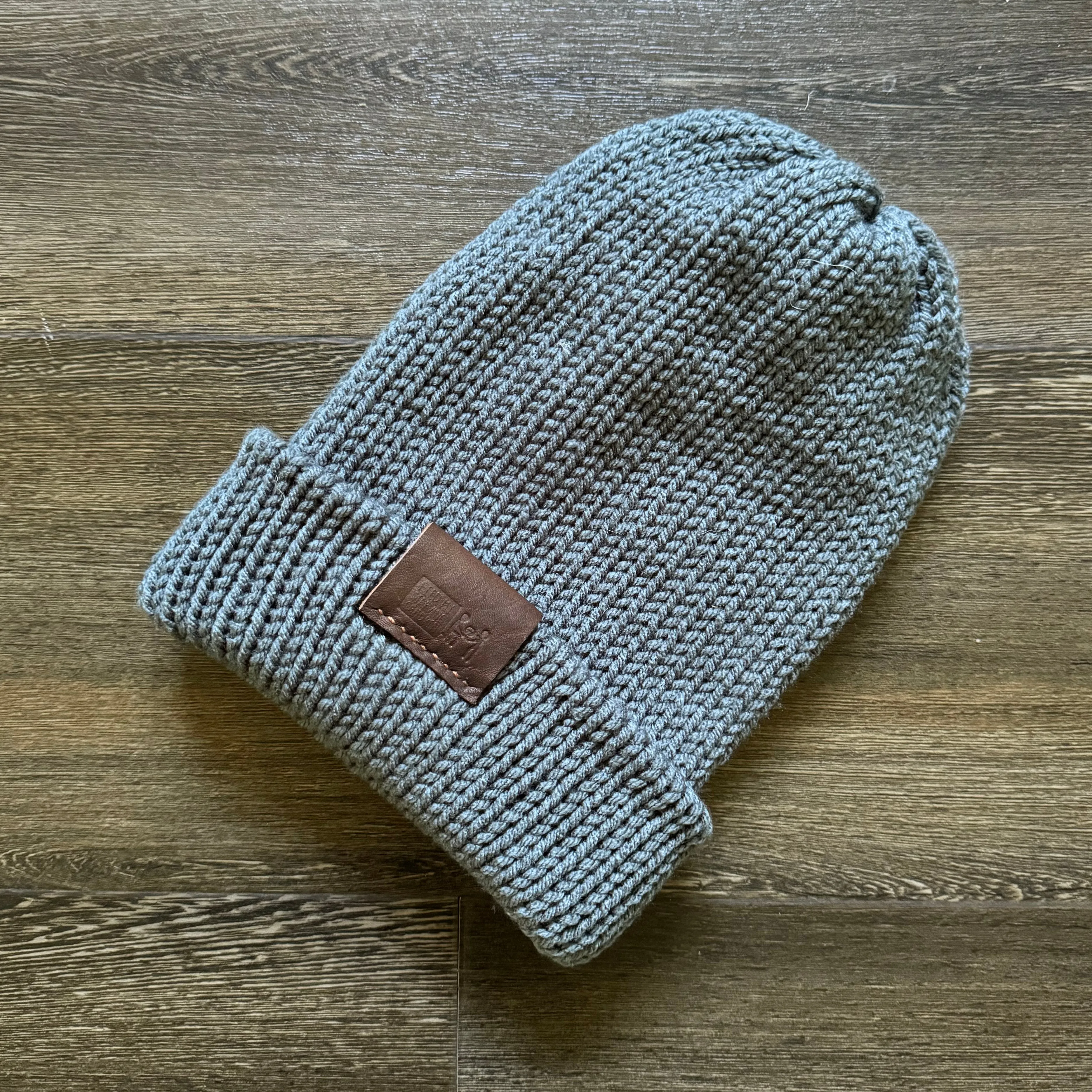 Leather Patch Tise Beanie