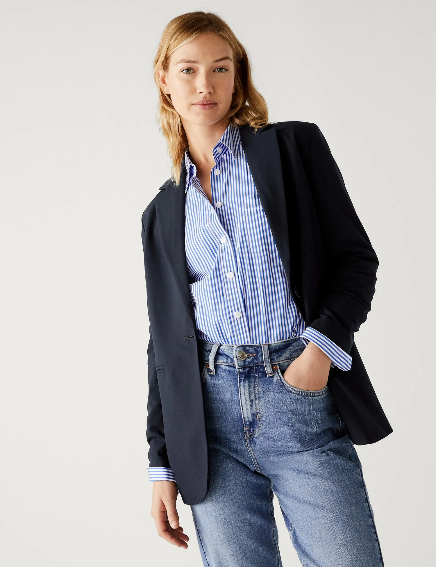 Relaxed Single Breasted Blazer