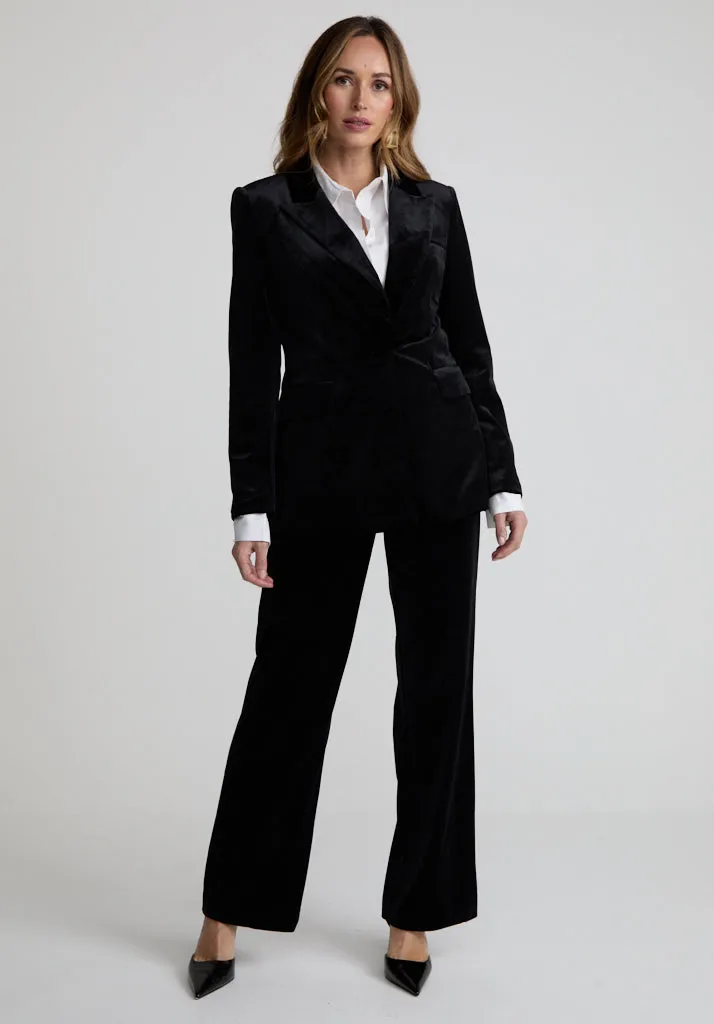 Sienna Tailored Velvet Blazer In Black