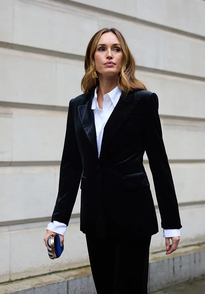 Sienna Tailored Velvet Blazer In Black