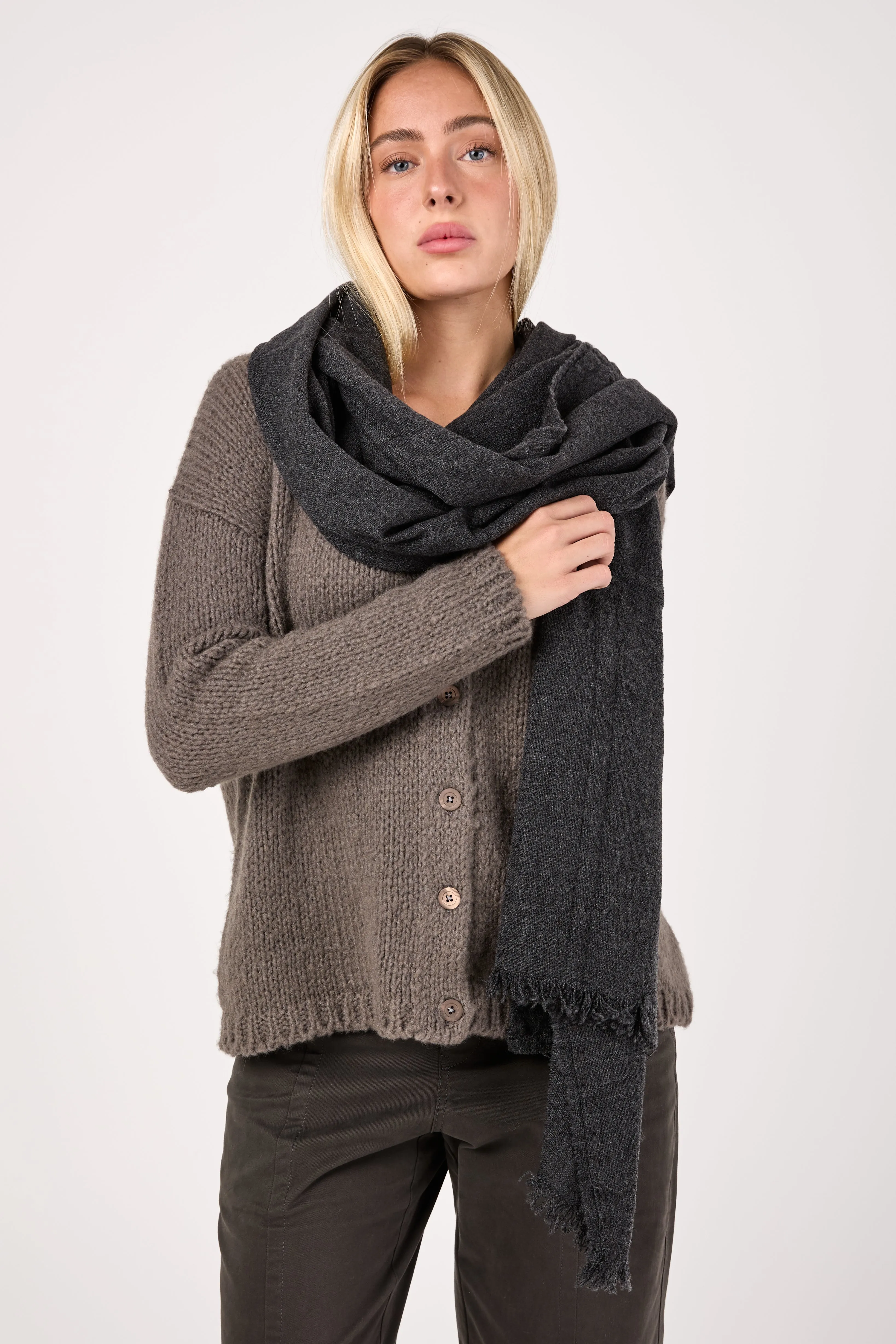 Sim Cashmere Scarf in Coal