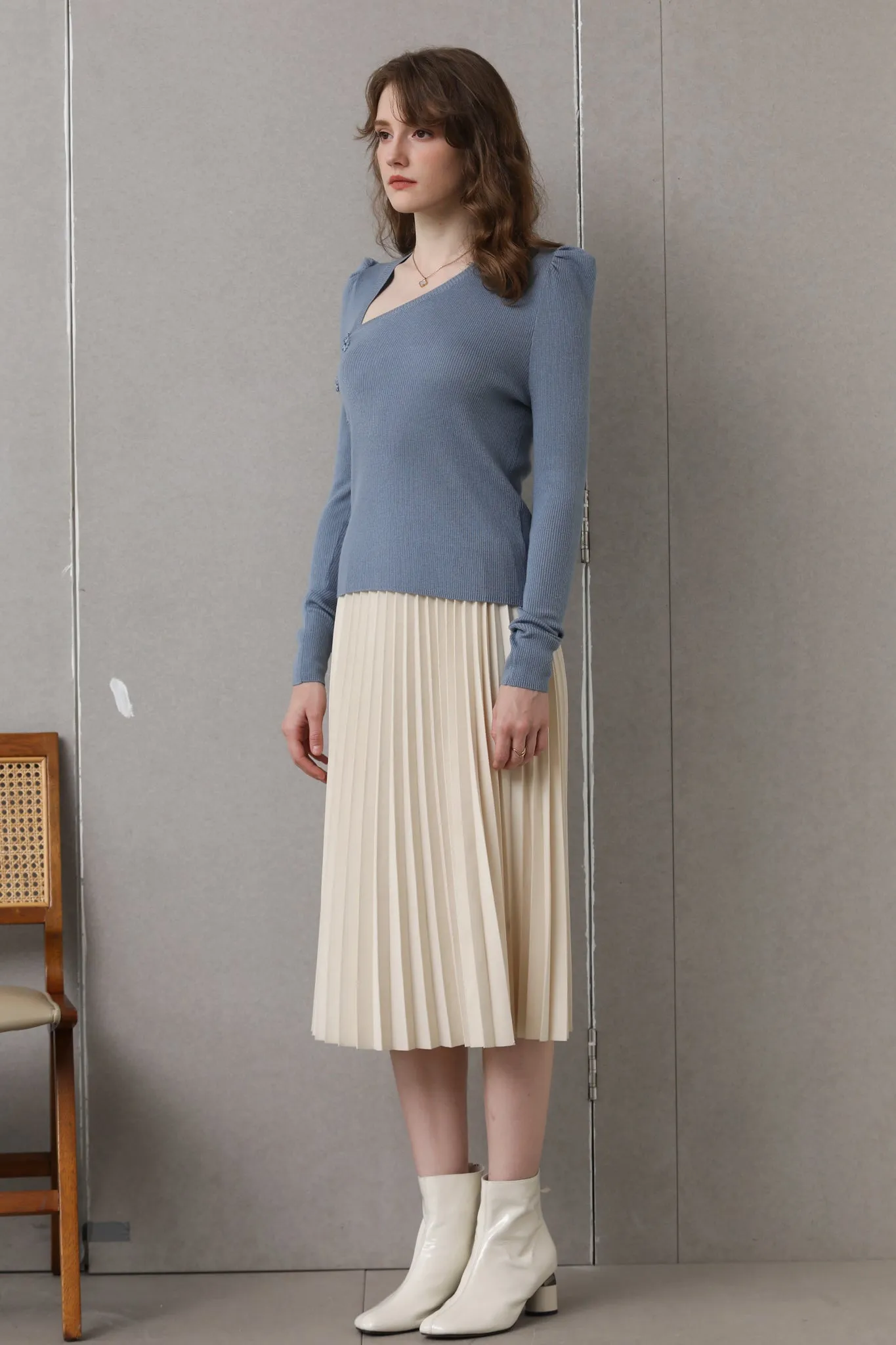 Sylphide | Lya Blue Asymmetric Wool Sweater